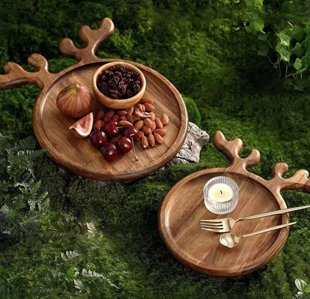 🎄 Holz-Servierteller „Geweih“ – Rundes Weihnachts-Tablett