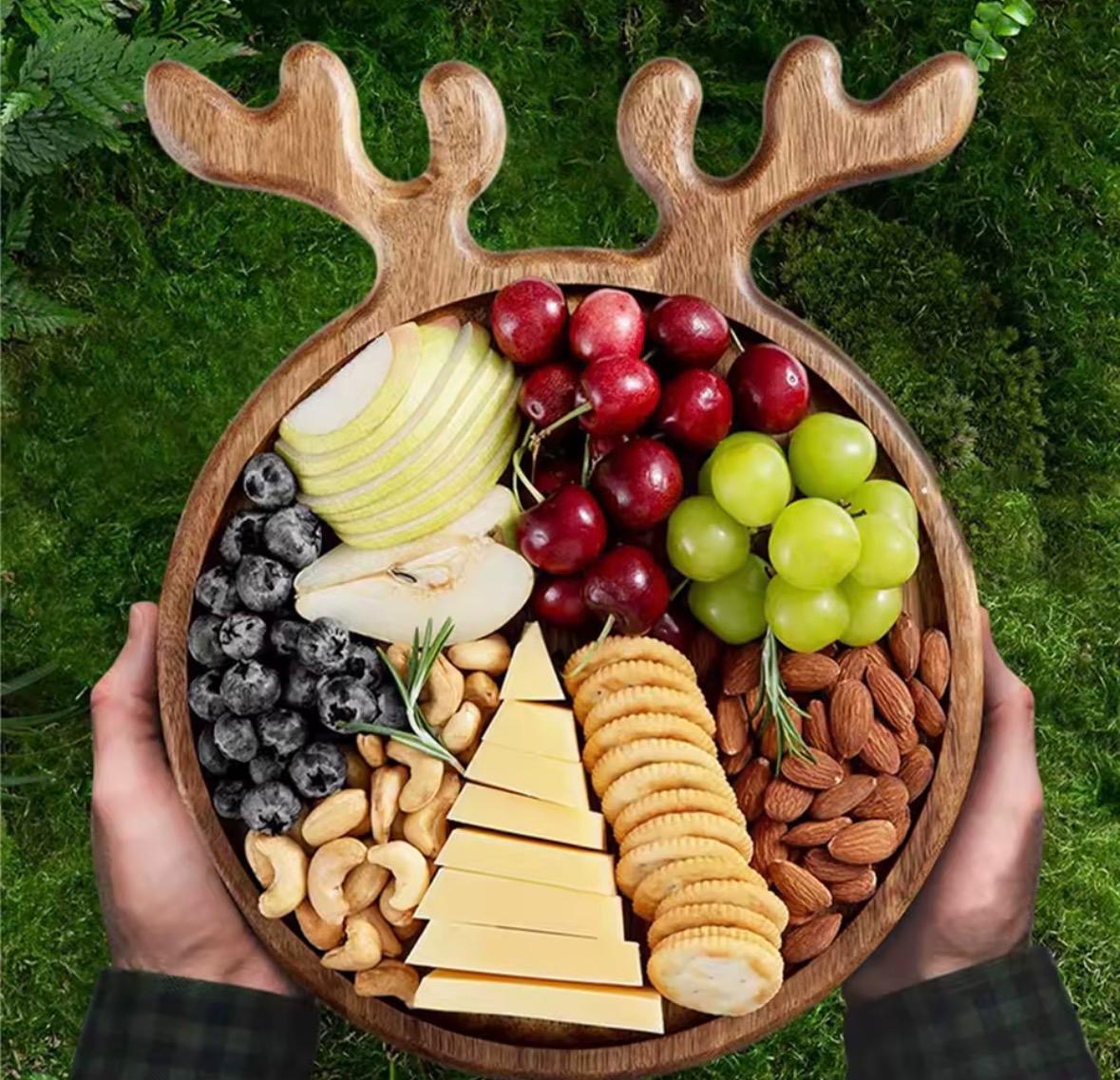 🎄 Holz-Servierteller „Geweih“ – Rundes Weihnachts-Tablett