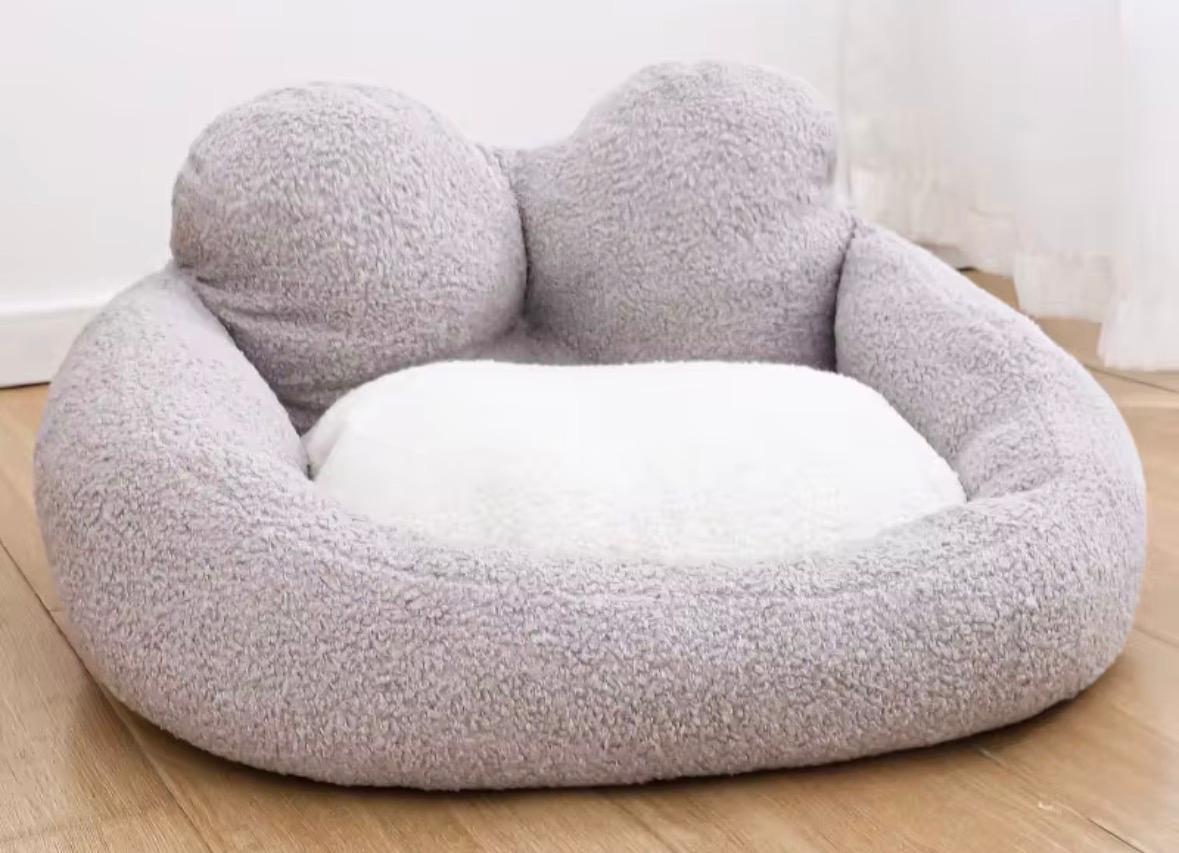Ein gemütliches Katzen-Sofa