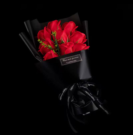 Romantischer Seifen-Rosenstrauß (9 Rosen) – Ewige Blumen