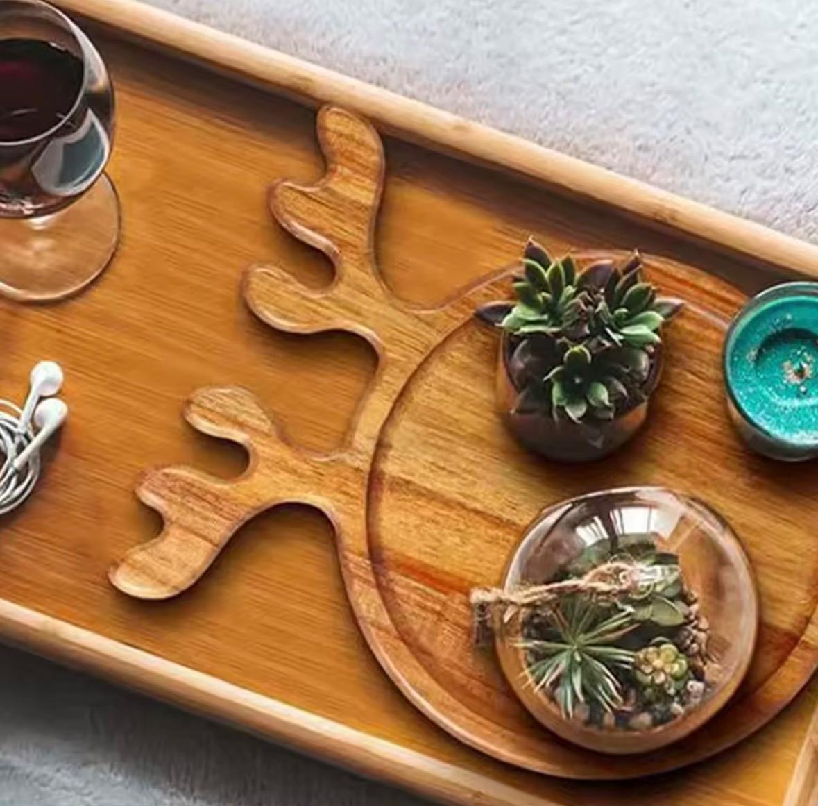 🎄 Holz-Servierteller „Geweih“ – Rundes Weihnachts-Tablett